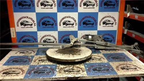 Front windscreen wiper motor - front,